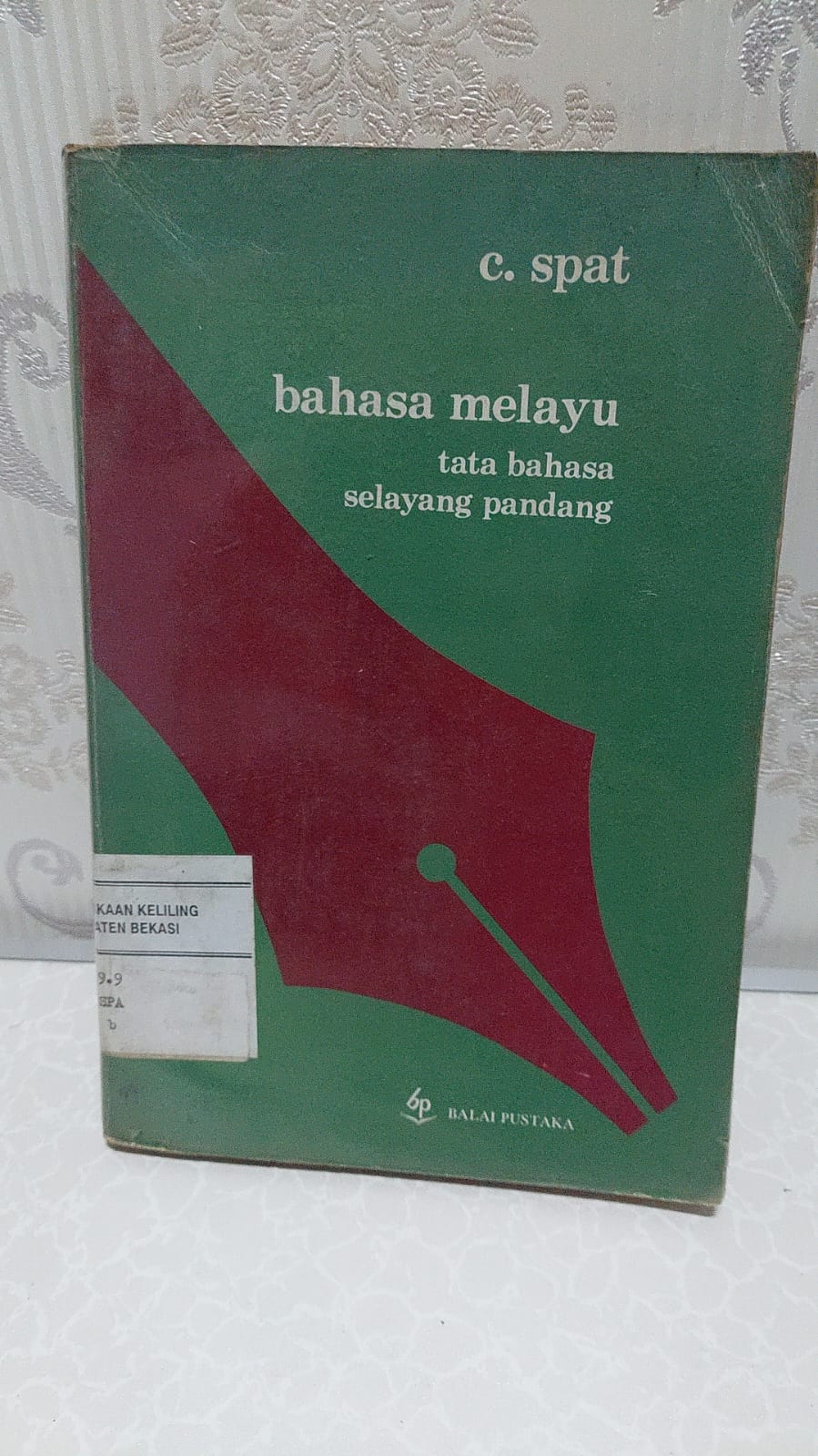 Sampul Bahasa Melayu :  Tata Bahasa Selayang Pandang / C. Spat