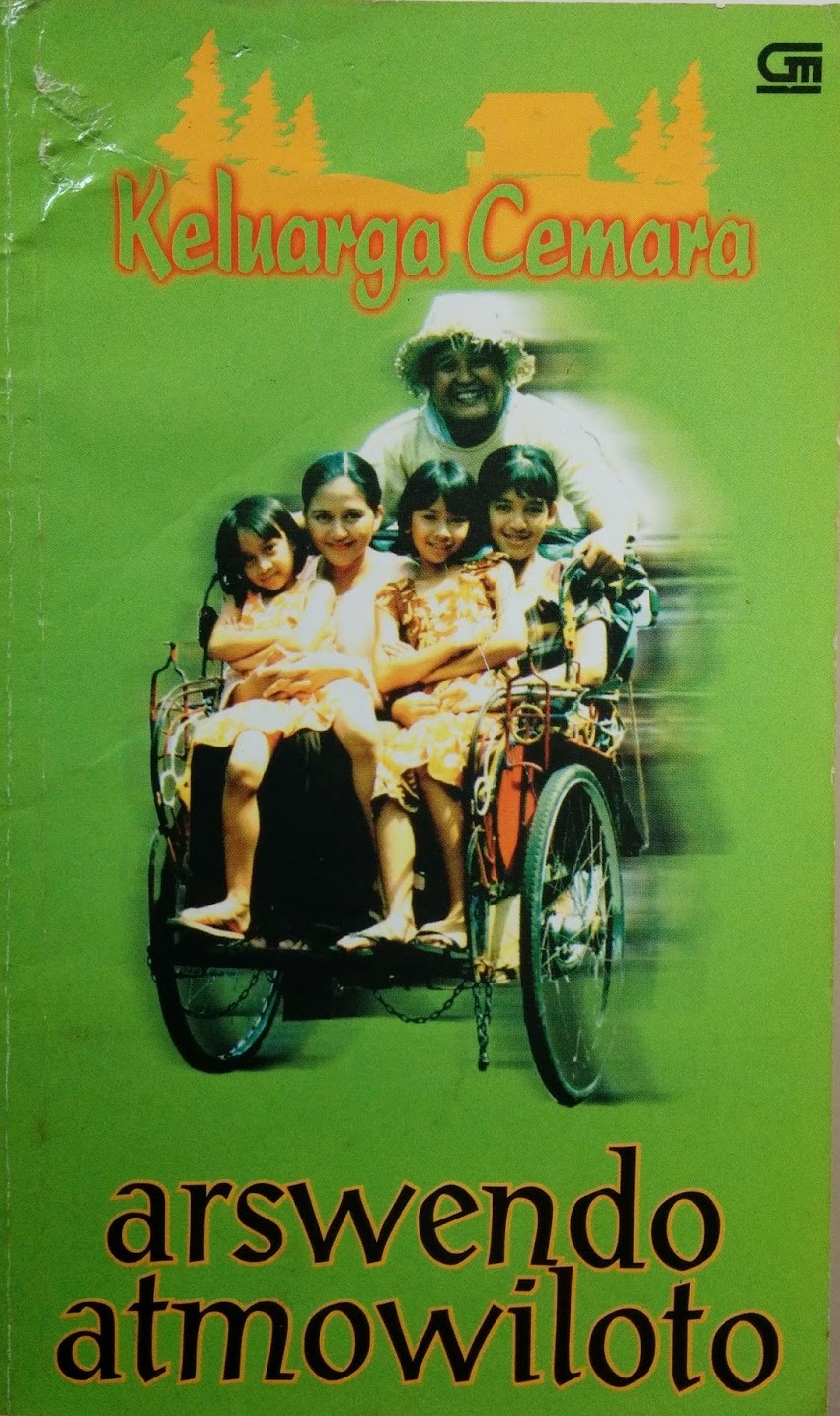 Sampul keluarga cemara / Arswendo Atmowiloto