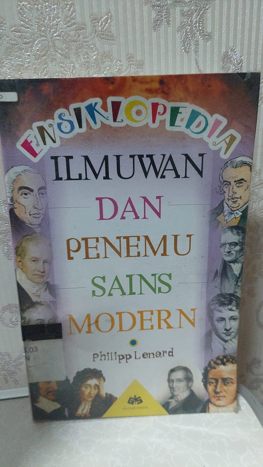 Sampul Ensiklopedia Ilmuwan dan Penemu Sains Modern / Philipp Lenard