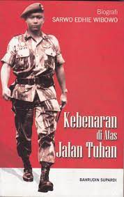 Sampul Kebenaran di atas jalan Tuhan / Bahrudin Supardi ; editor, Pipih Latifah