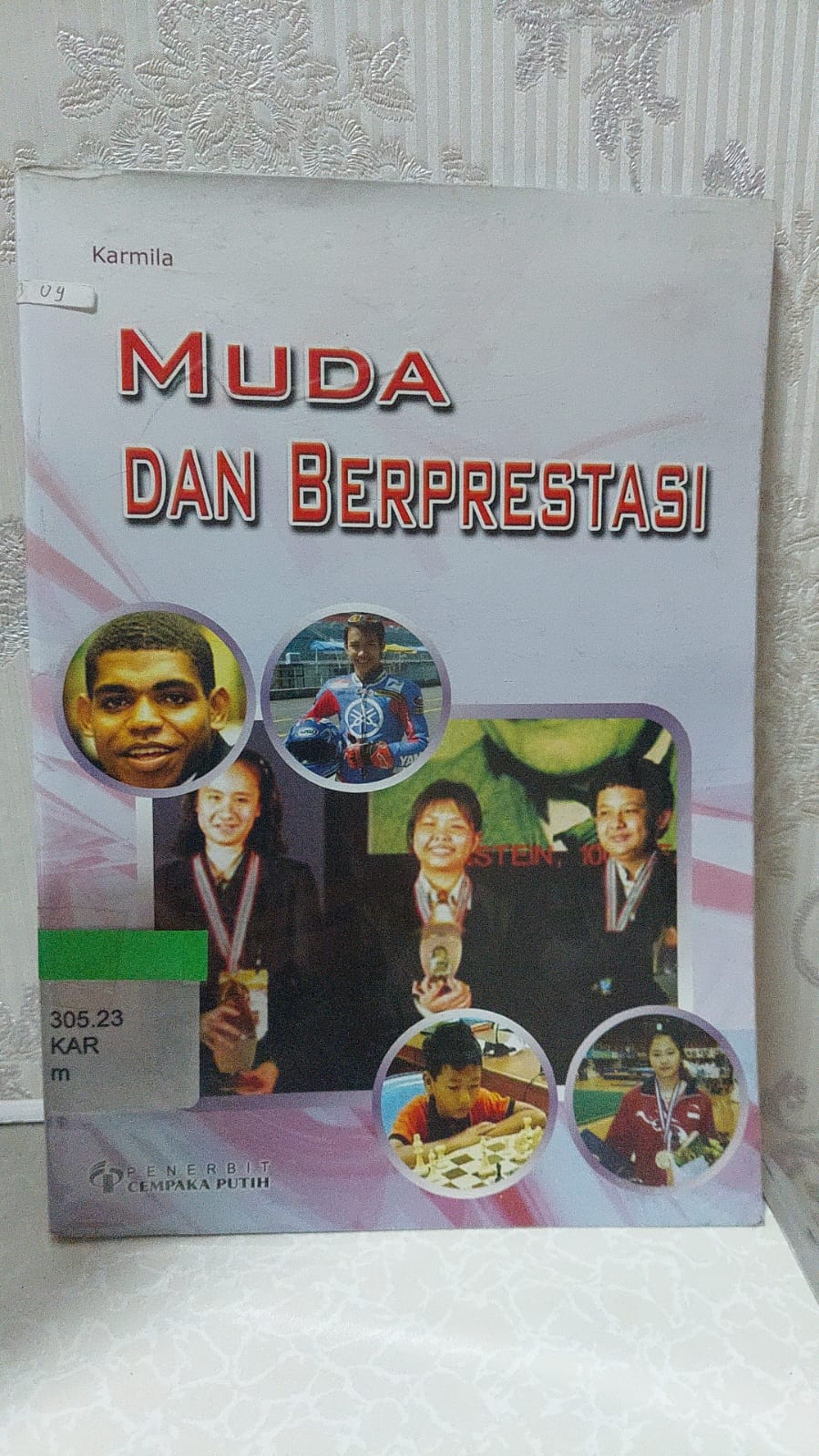 Sampul Muda dan Berprestasi / Karmila