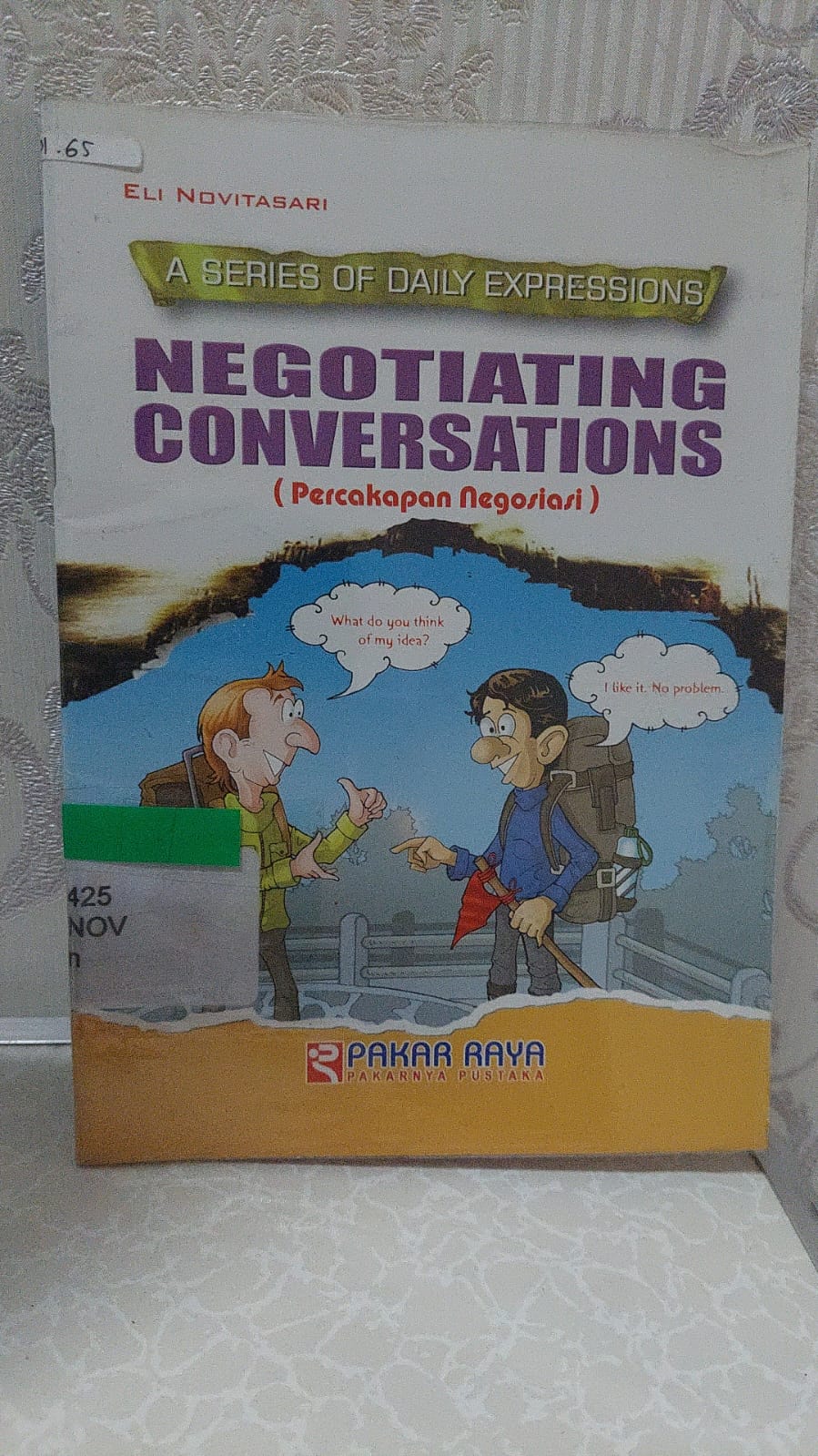Sampul Negotiating Conversations (Percakapan Negosiasi) / Eli Novitasari