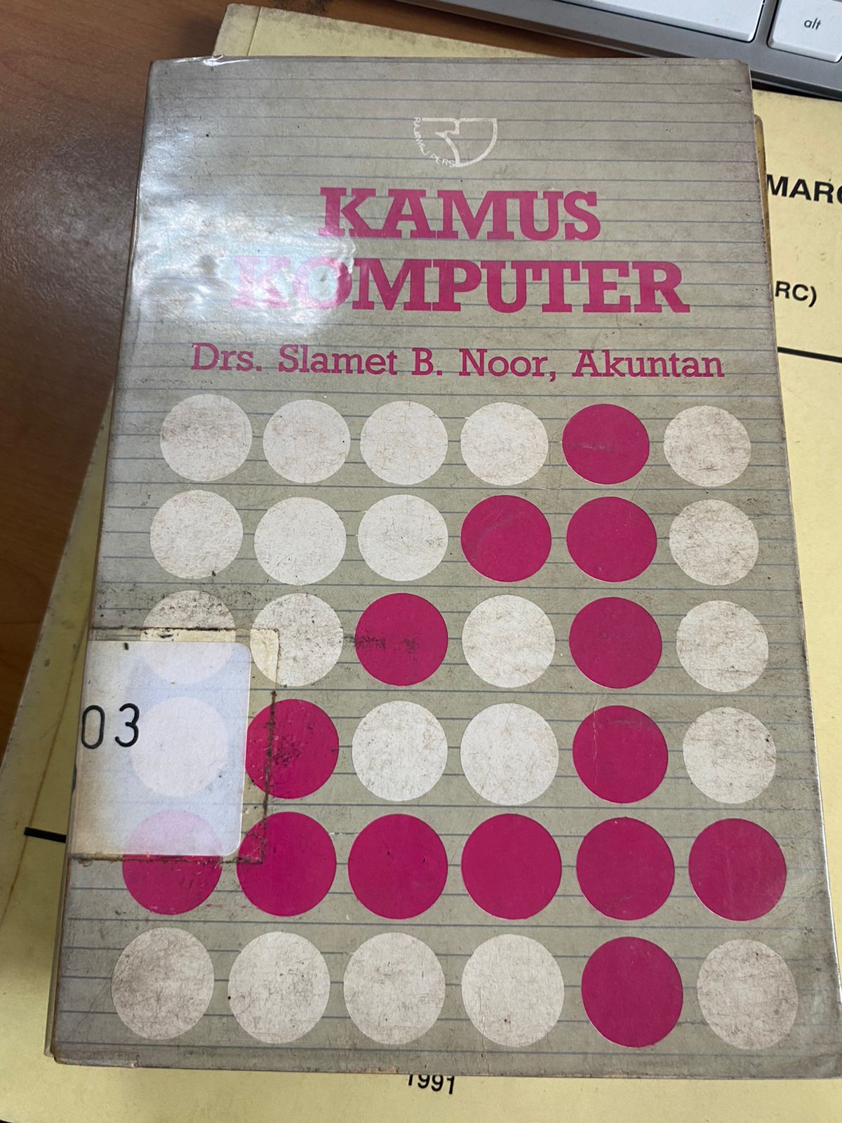 Sampul Kamus Komputer / Slamet Noor