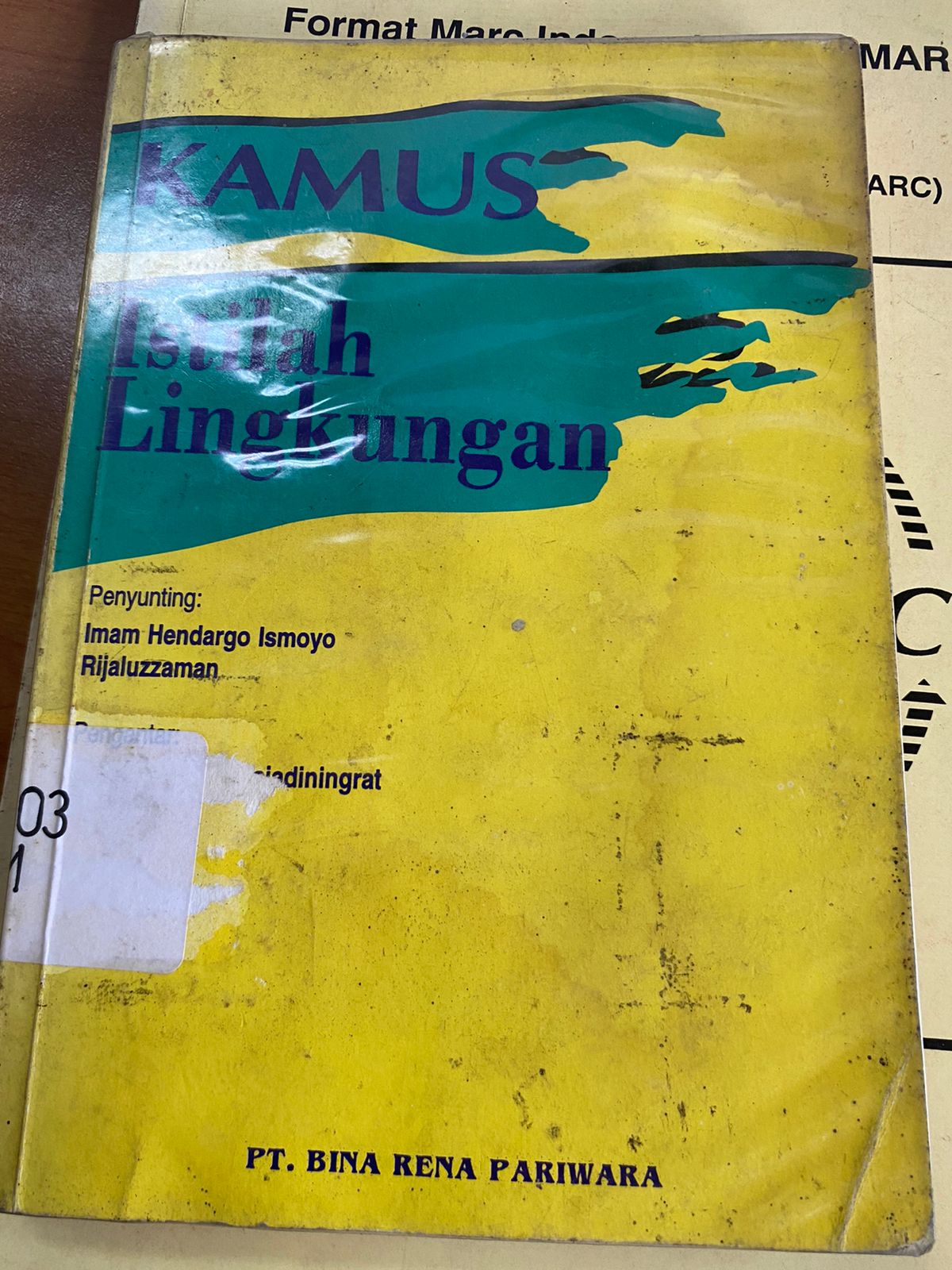 Sampul Kamus Istilah Lingkungan / Imam Hendargo Ismoyo