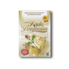 Sampul Kado Pengantin / Majdin Muhammad Asy-Syahawi Aziz Ahmad AL-Aththar