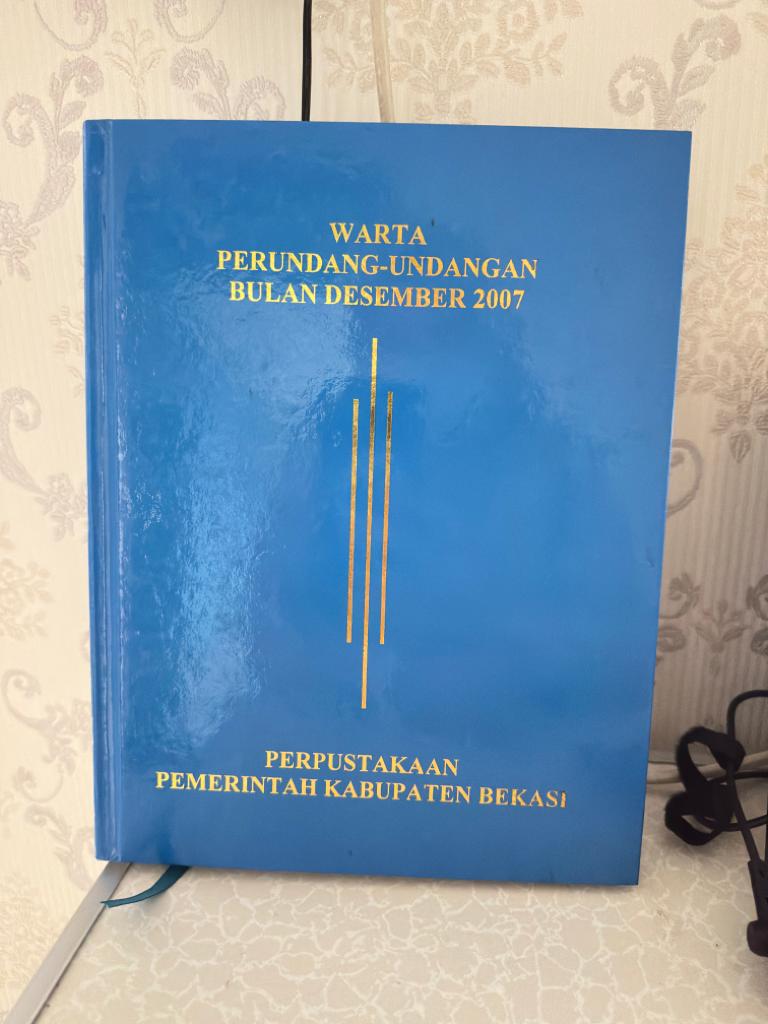 Sampul Warta Perundang-Undangan Bulan Desember 2007 Edisi 2724/TH. XXI / Astro Kamal Rokan