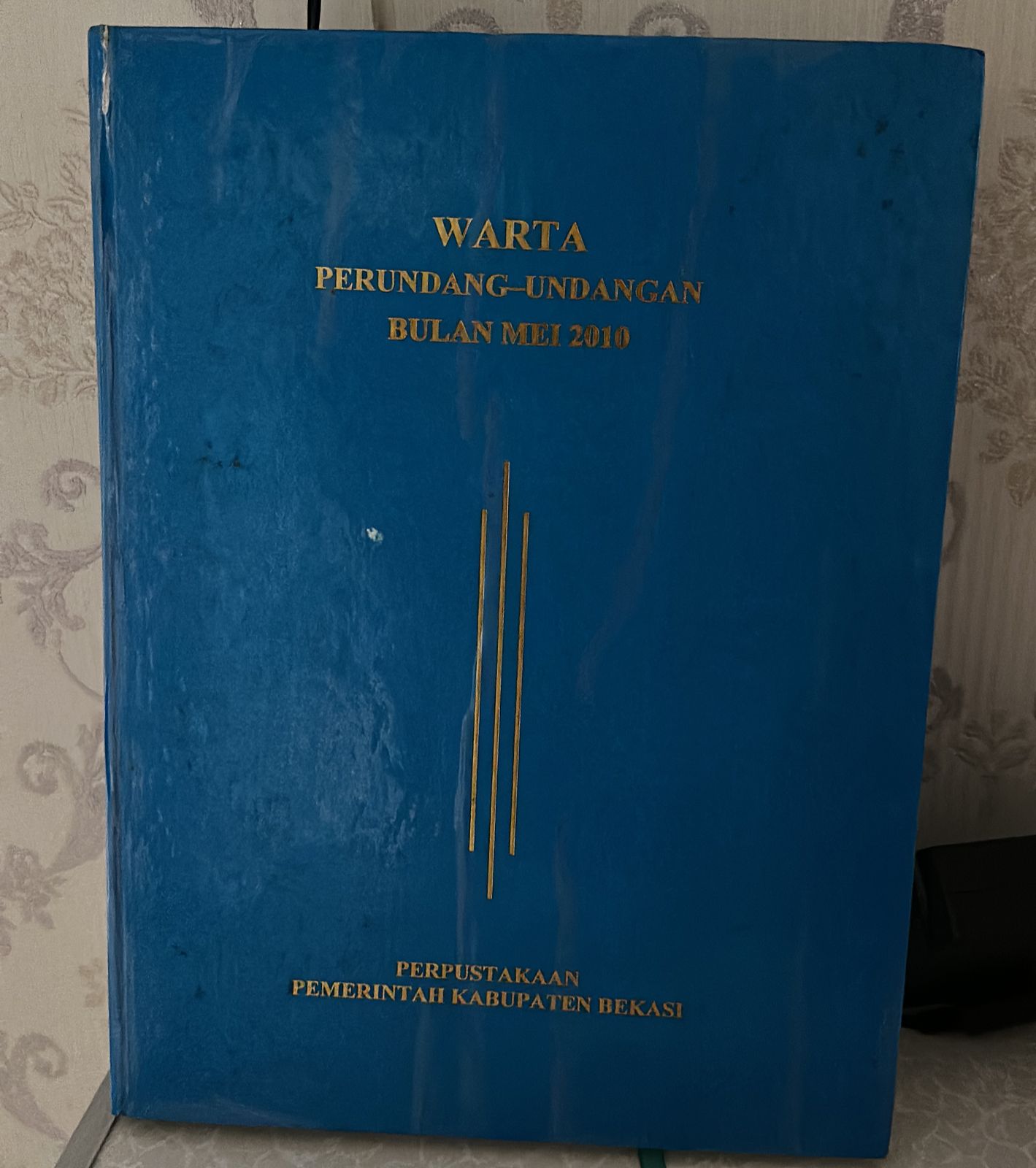Sampul Warta Perundang-Undangan Bulan Mei 2010 Edisi 2963 / Ahmad Mukhlis Yusuf