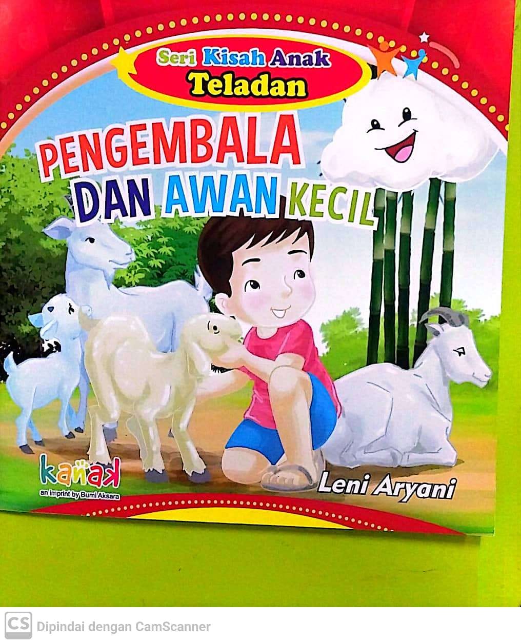 Sampul Pengembala dan awan kecil / Leni Aryani