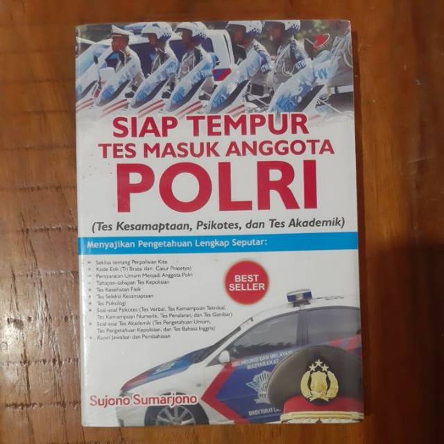 Sampul Siap tempur tes masuk anggota polri / Sujono sumarjono