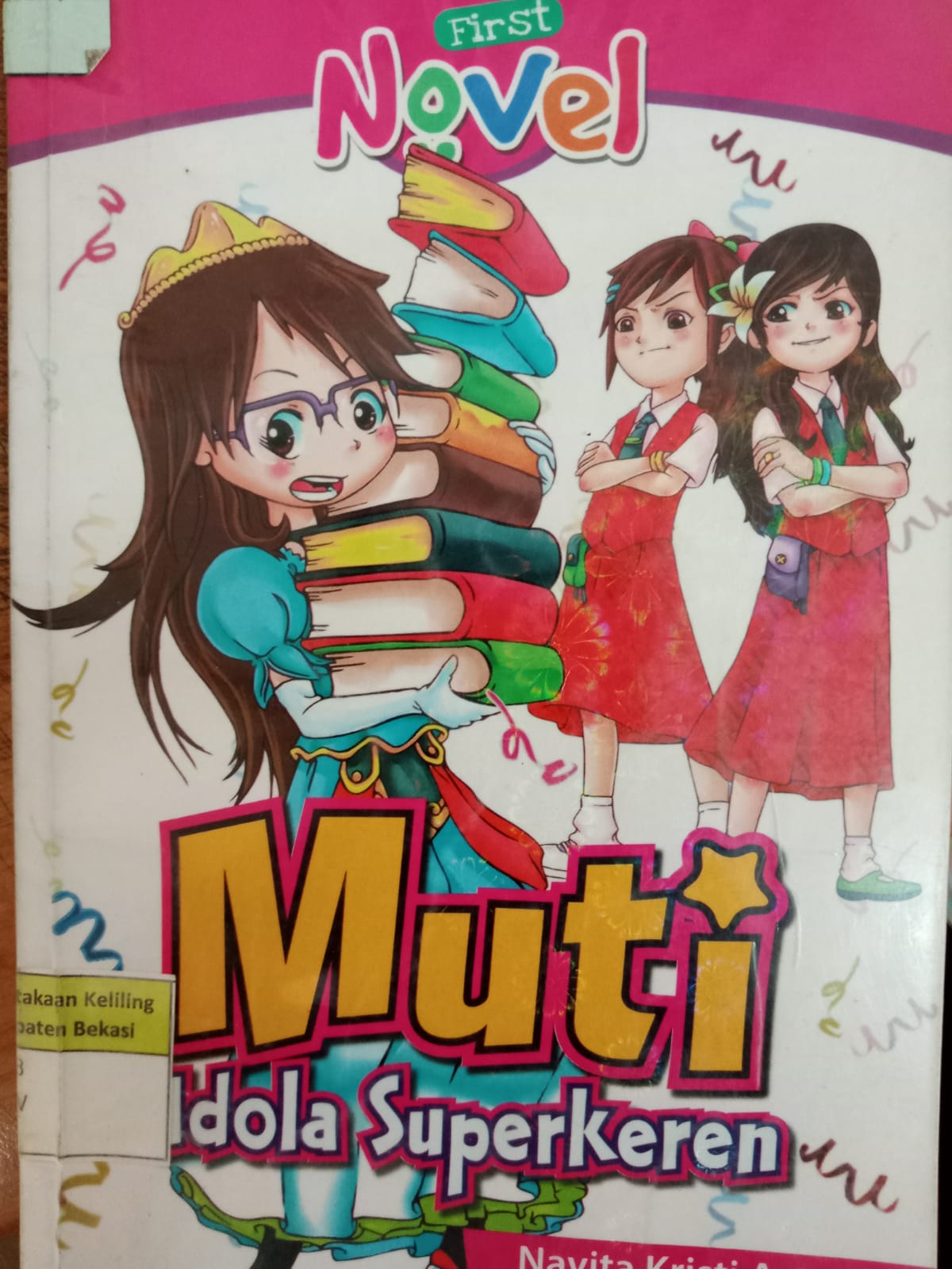 Sampul Muti Idola Superkeren / Navita Kristi Astuti
