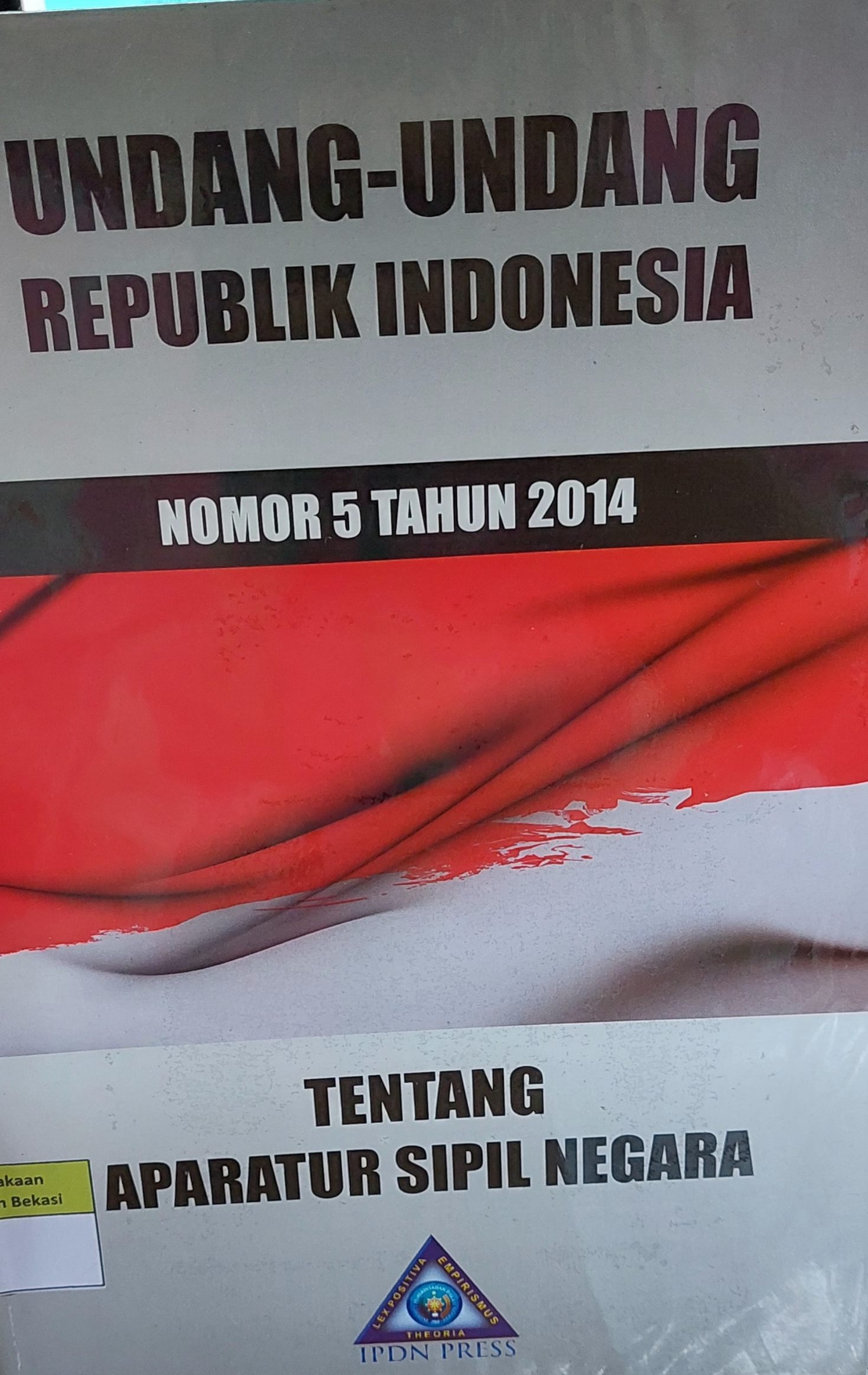 Sampul Undang-Undang Republik Indonesia Nomor 5 Tahun 2014 Tentang Aparatur Sipil Negeri