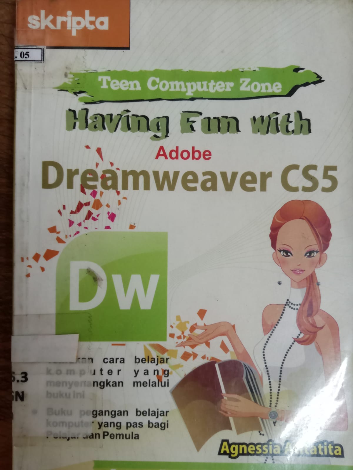 Sampul Having Fun With Adobe Dreamweaver CS5 / Agnesia Atitatita
