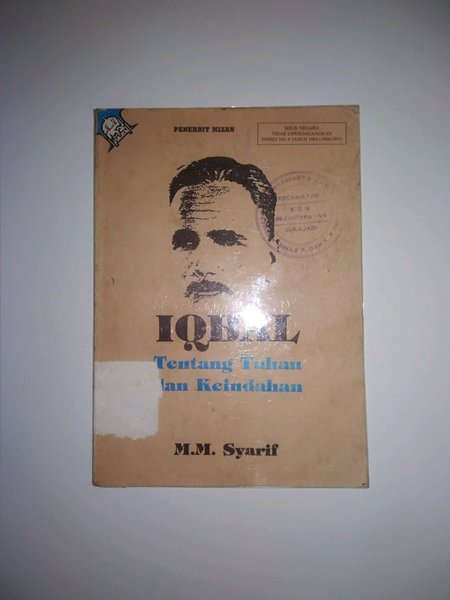 Sampul Iqbal tentang Tuhan dan keindahan / Syarif