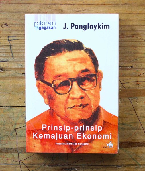 Cover Prinsip-Prinsip Kemajuan Ekonomi / J. Panglaykim