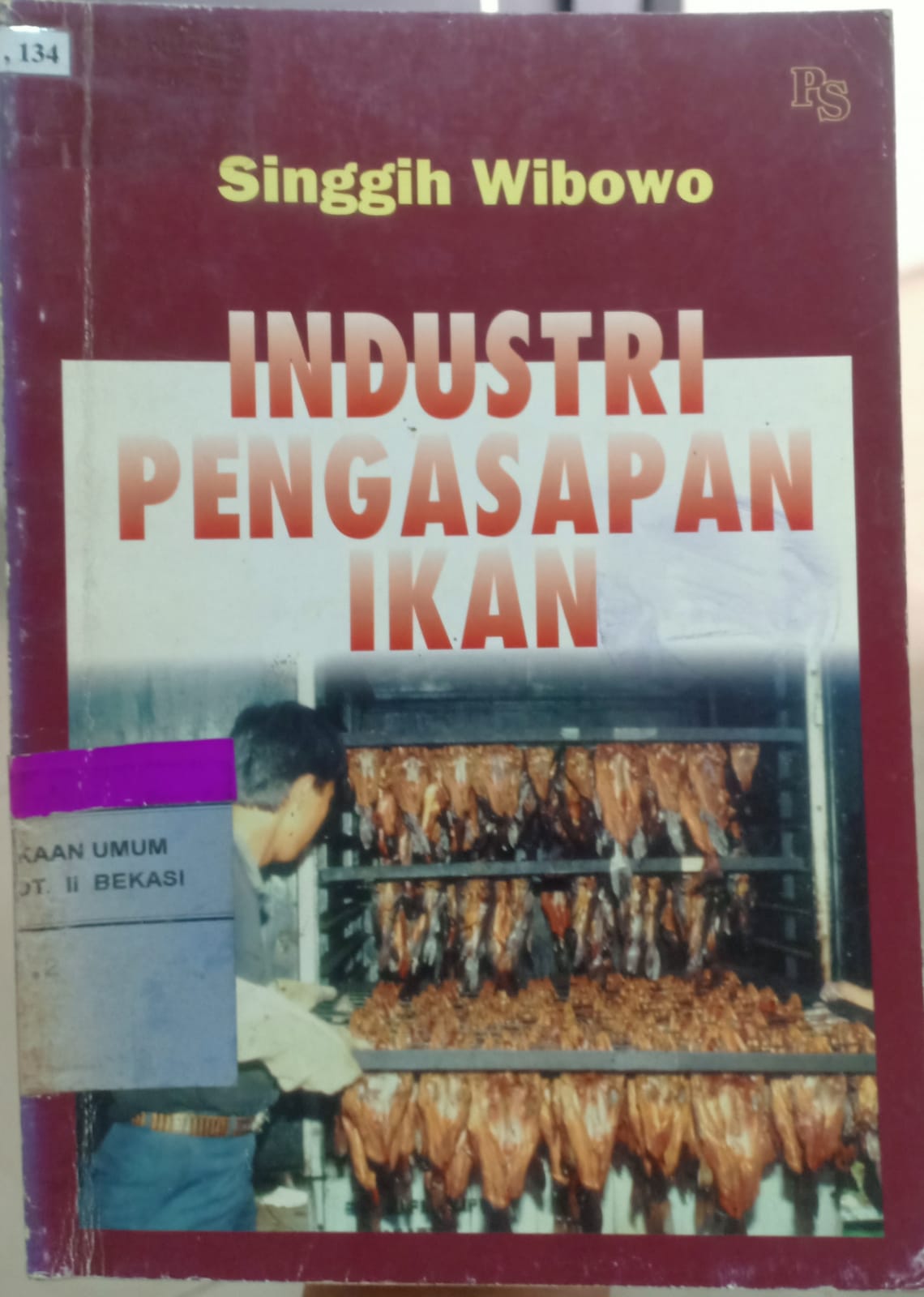 Sampul Industri pengasapan ikan / Singgih Wibowo