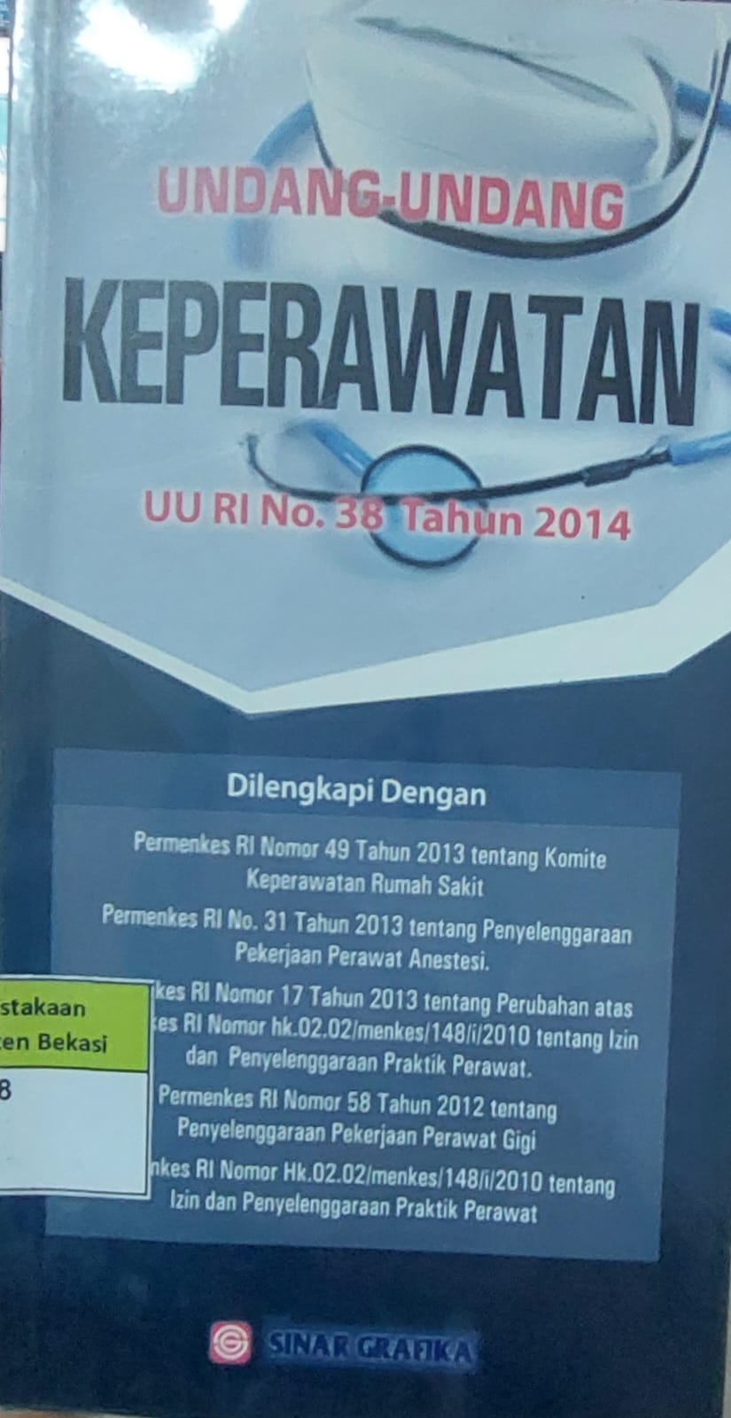 Sampul Undang-Undang Keperawatan