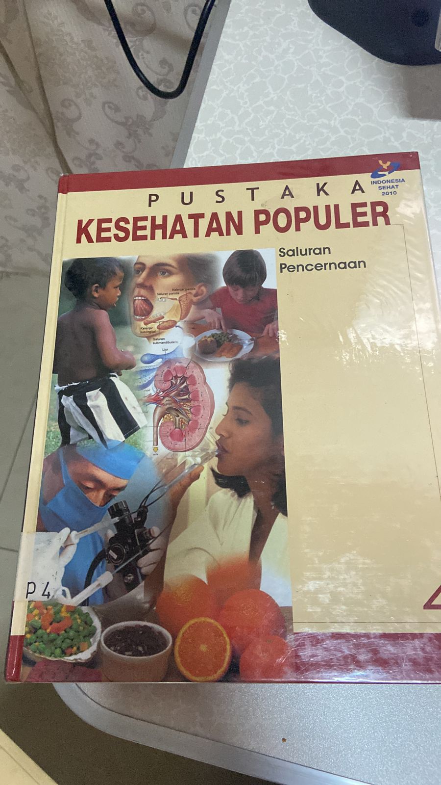 Sampul Kesehatan populer Dokter keluarga, :  jilid 4 / Anastasia Y