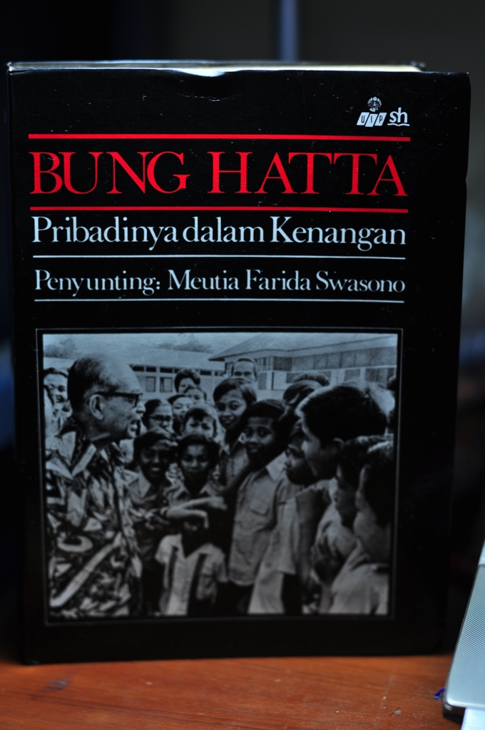Sampul Bung Hatta :  Pribadinya dalam Kenangan / Meutia Farida Swasono
